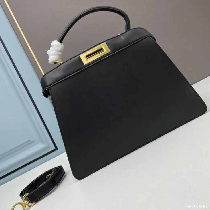 Cheap HOT In Medium Black Laether ISeeU Nappa Bag Peekaboo Fendi 0804